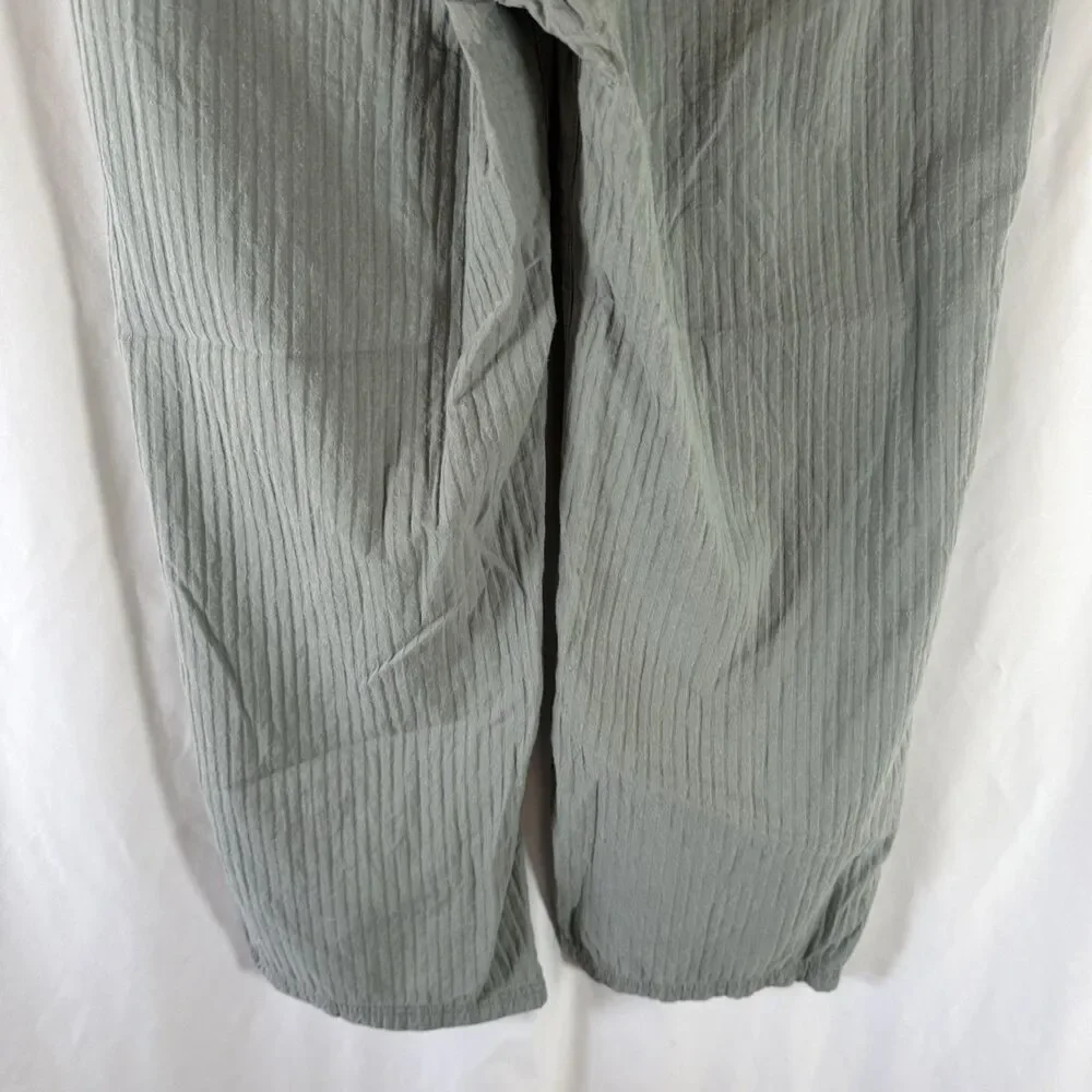 Eddie Bauer Pants Women's 6 Green Striped Straight Leg Elastic Waist Band